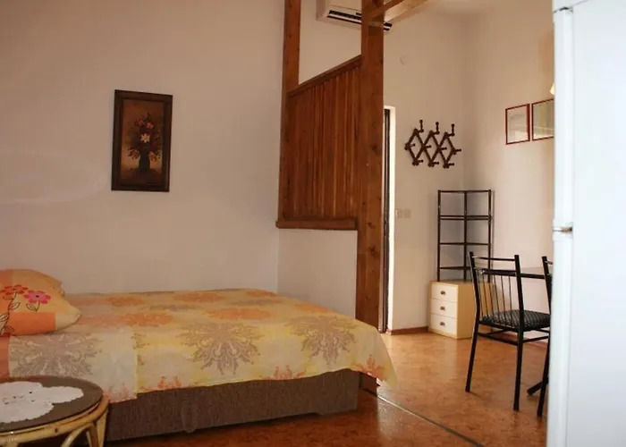1099b Apartamento